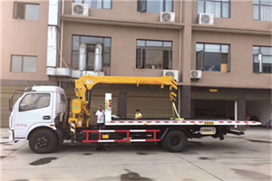 赵公口附近汽车轮胎更换